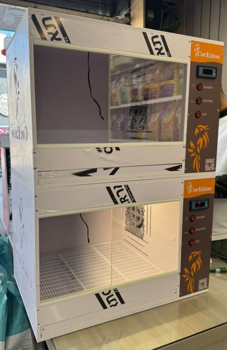 حاضنة طيور لتوفير الظروف الملائمة للمعيشة للطيور جديد